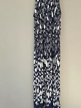 Shoreline Navy & White Maxi Dress with Abstract Print. Extra Long